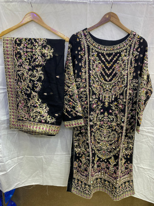 ARSHEEN BANO  BY ZOYA AHMED HANDWORK STITCHED D-23