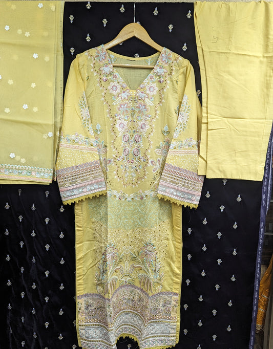ANDAAZ BY RAMSHA LAWN STITCHED D-04