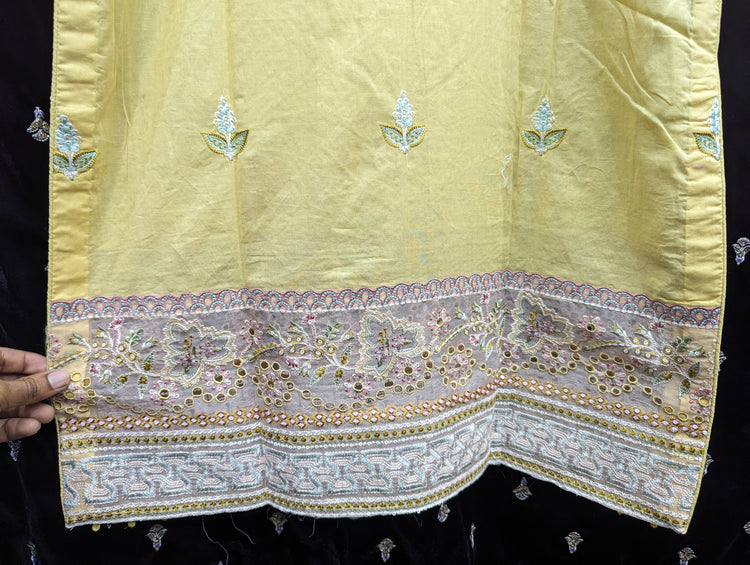 ANDAAZ BY RAMSHA LAWN STITCHED D-04