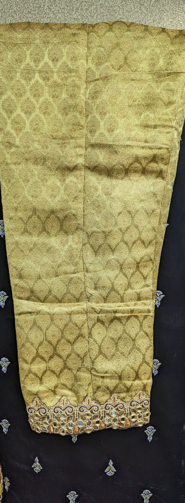 KARMA HEAVY STITCHED 24 3 PC STITCHEDD-10