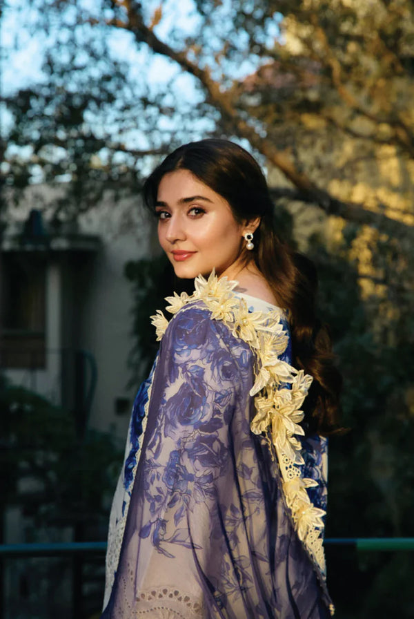 VINTAGE FLORA BYMANARA LUXURY LAWN | VF-11