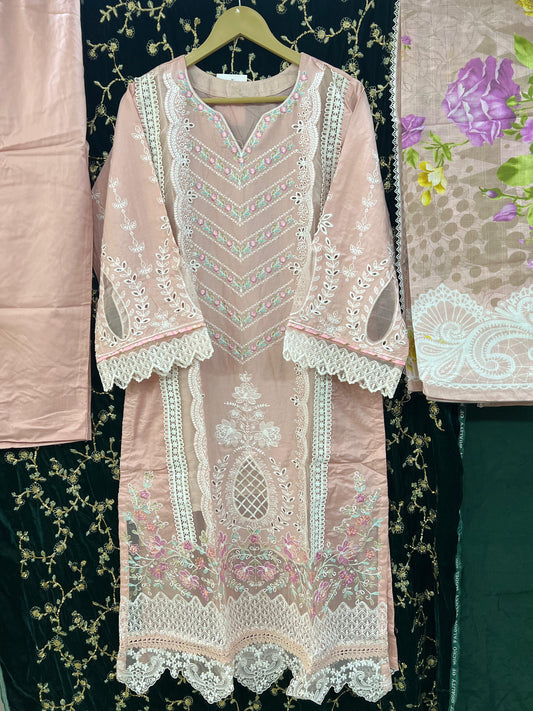 ZOYA AHMAD SIGNATURE CHIKANKARI -14