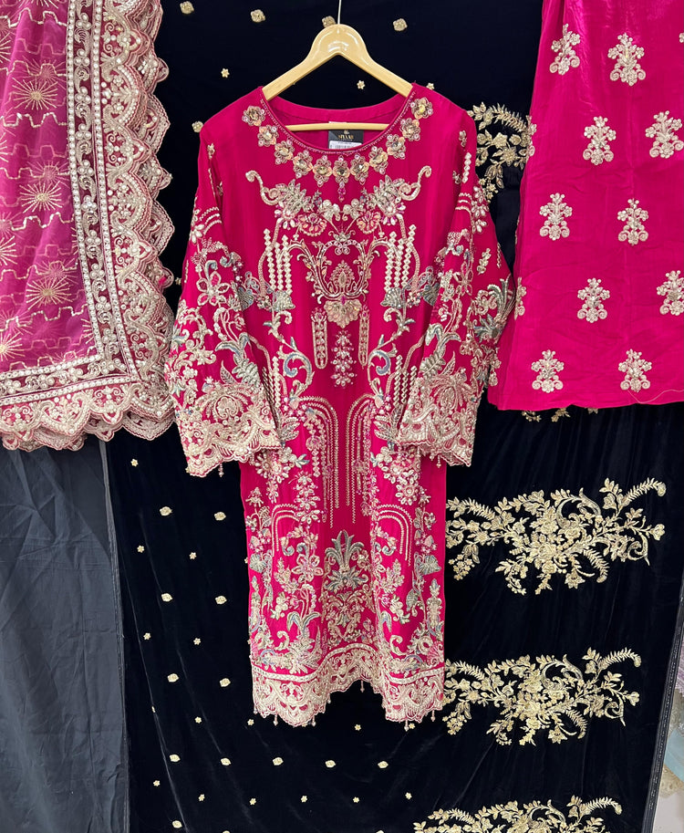 ZOYA AHMAD AIZAH LUXURY FORMALS | ZA2397