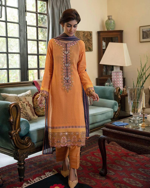 QLINE LAWN QALAMKAR UNSTITCHED BL#15