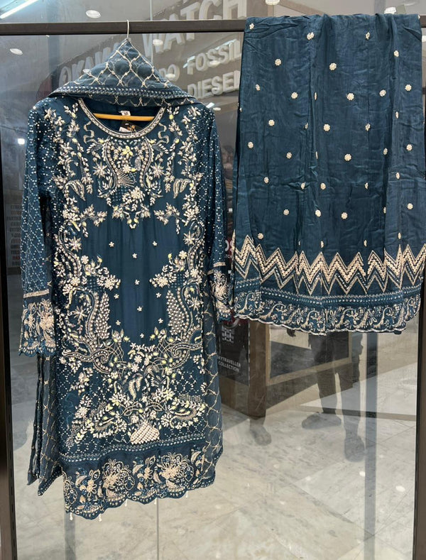 Naqsh Luxury Formals- 01