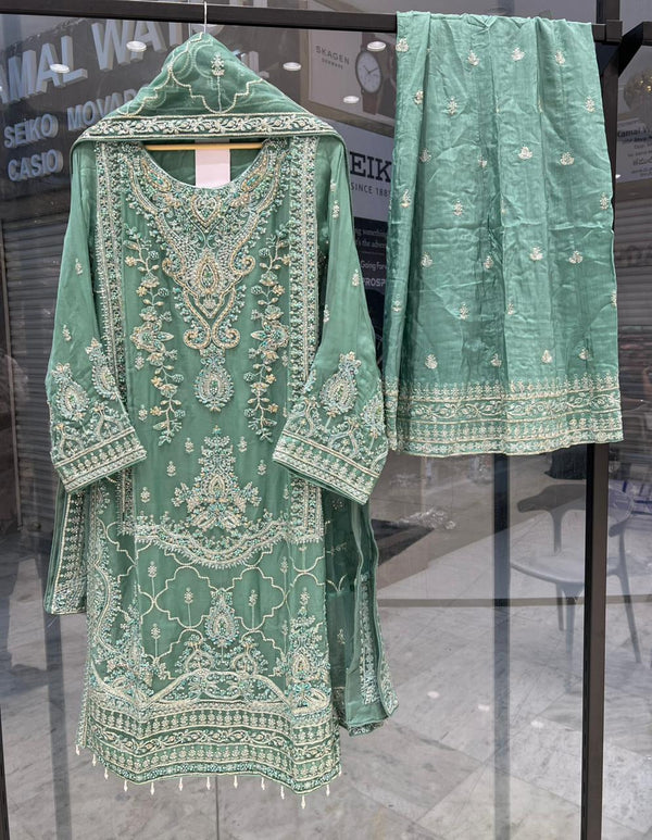 Naqsh Luxury Formals- 04
