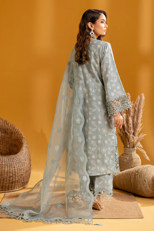 MAAHI PRINTED WITH EMBROIDERED LAWN BY ALIZEH| Nyra