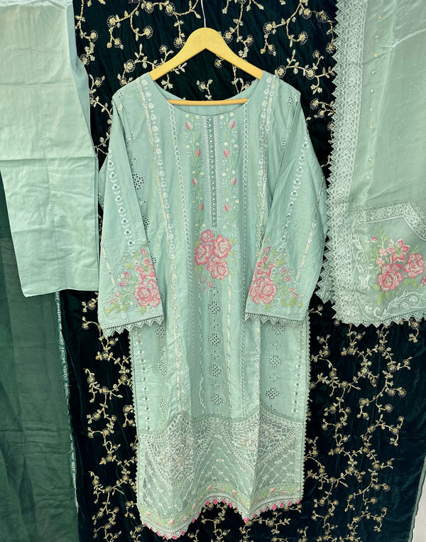 ZOYA AHMAD ZUNAIRAH ZU-3238