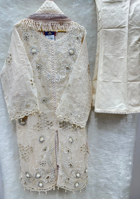 NOOR UL AIN LUXURY FORMAL- 01