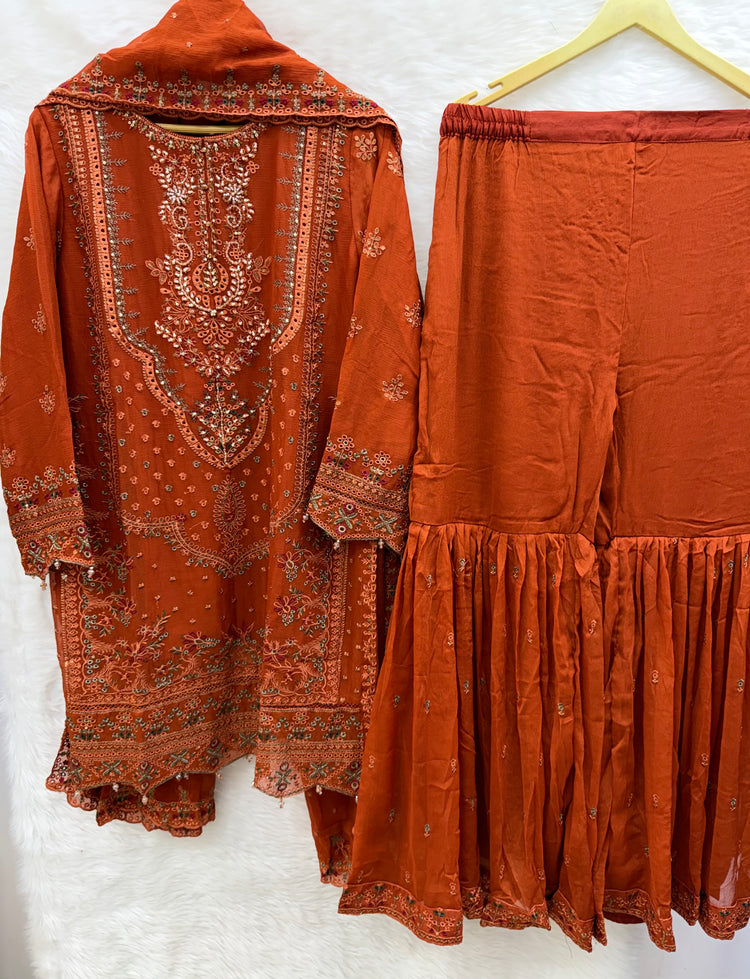 SADABAHAR AFSANAY LUXURY CHIFFON STITCHED | D-04