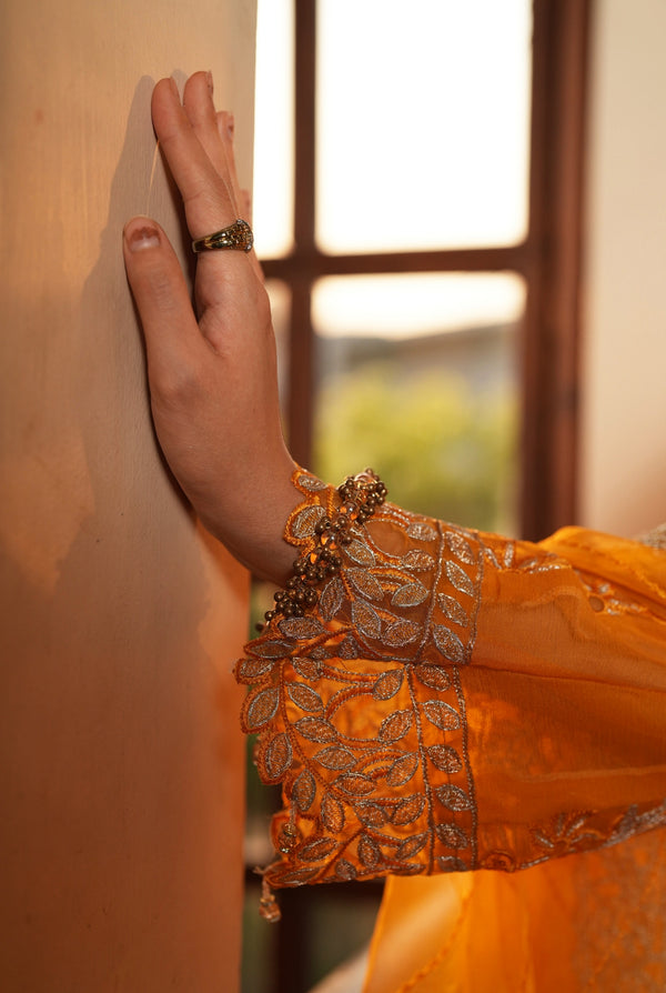 MONAAR BY FIRASAT | IMPERIAL SAFFRON