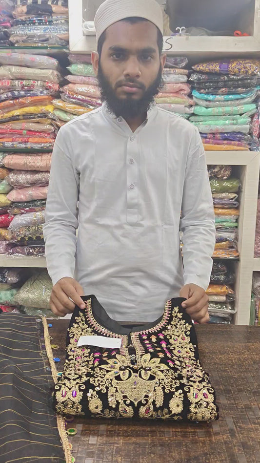 HEERIYE ZOYA AHMAD- 43