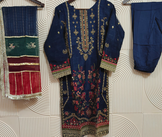 MAYA TAWAKKAL FORMAL STITCHED D-01