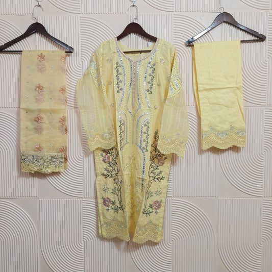 ZOYA AHMED MALIHA EID LAWN D-02