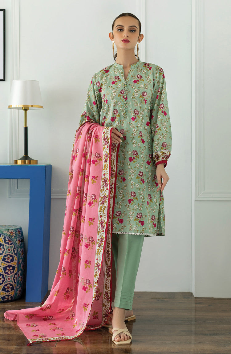 SOPHIA BY GULLJEE '25