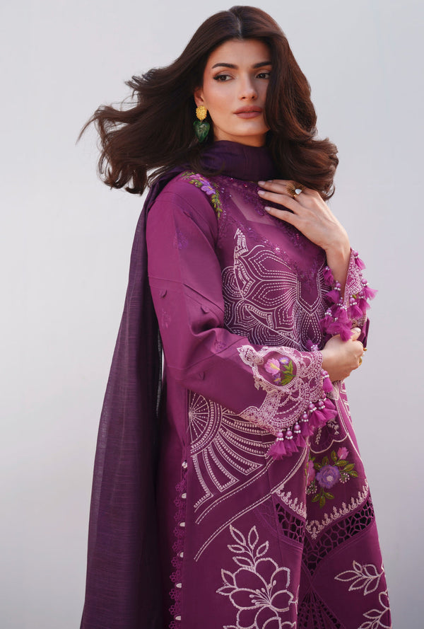 SUMMER QUEEN PARISHAY-SQ-13