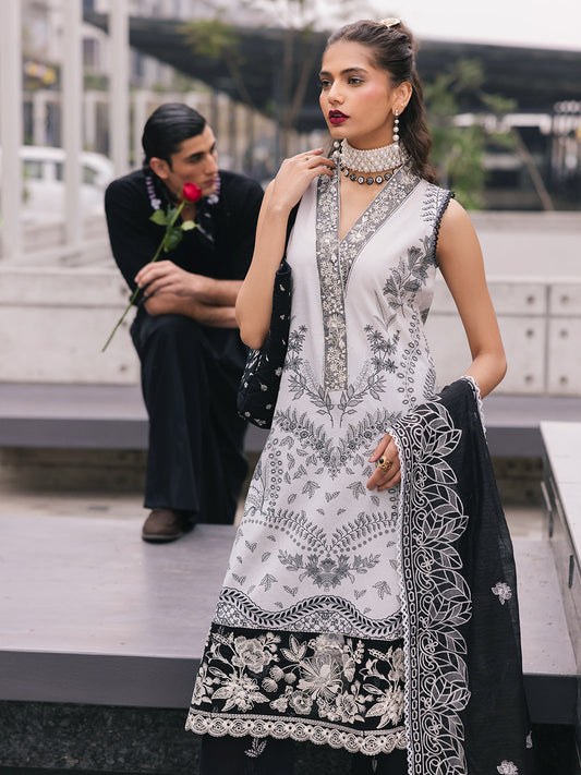 MAHNUR BROADWAY 25' Daisy | 3 PC Lawn