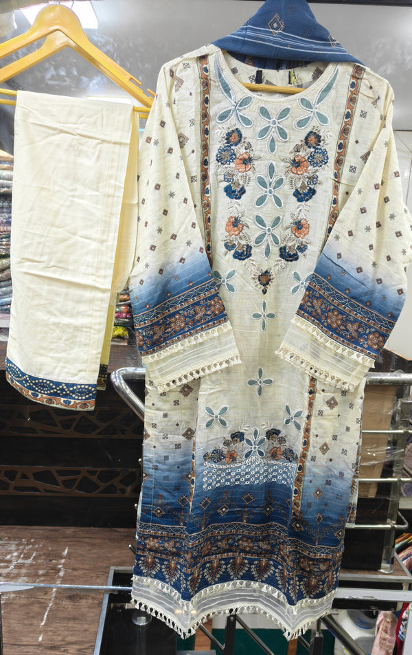 ) ZOYA AHMED BASICS EMBROIDERED LAWN D-03