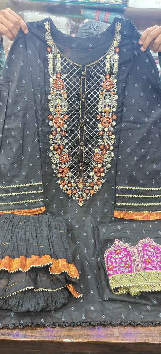 ZOYA AHMED EMBROIDERED FANCY LAWN D-101