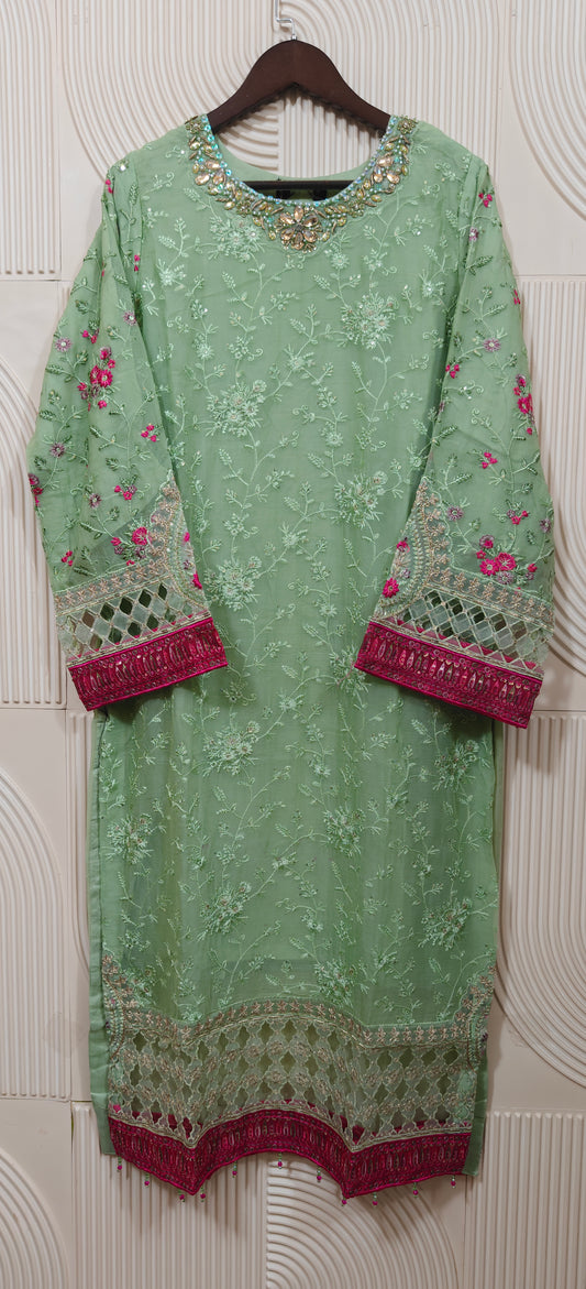 ZOYA AHMED FUCHSIA FORMALS D-06