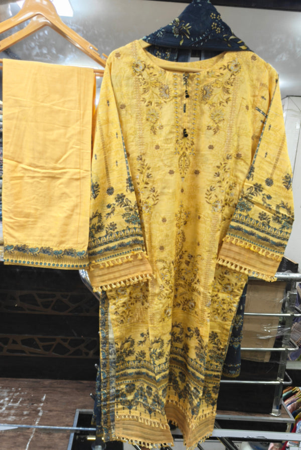 ZOYA AHMED BASICS EMBROIDERED LAWN D-06