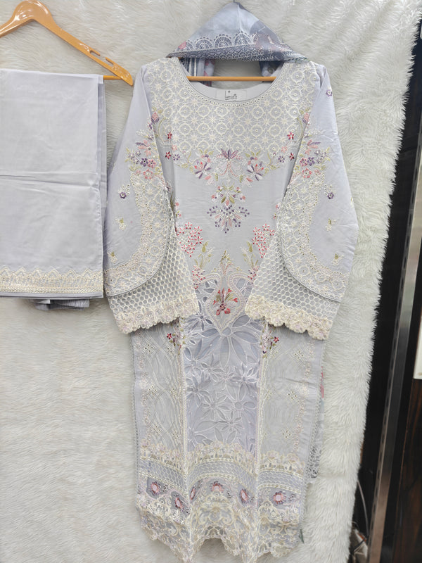 IMROZIA LUXURY LAWN 2025 D-03