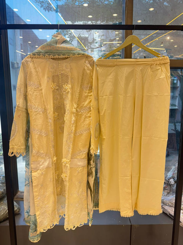 ZOYA AHMAD EID EDITION D-10