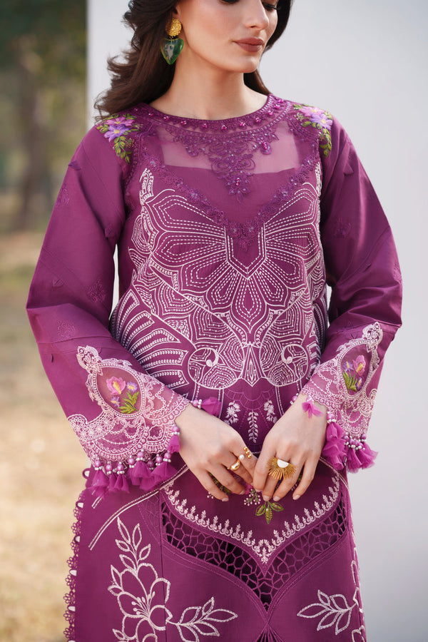 SUMMER QUEEN PARISHAY-SQ-13