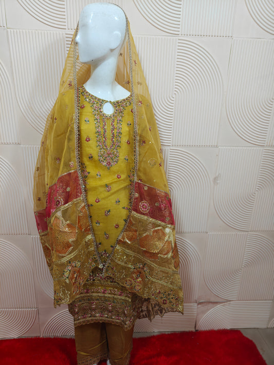 SURAYYA BY ZOYA AHMED LUXURY FORMAL |D-06