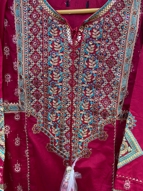 ZOYA AHMED ZAHRA STITCHED D-04