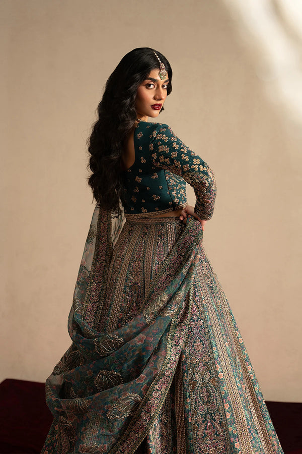 QURBAT BY AYZEL UJN-STITCHED 3PC | Tassavur